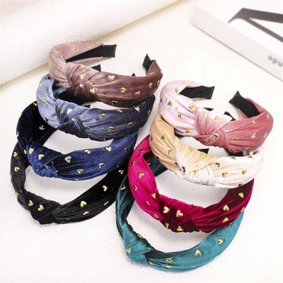 China Luxury Factory Wholesale Women Girls High Quality Headbands Shape Knot Velvet Heart Headband For Adult for sale