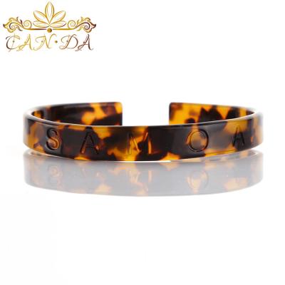 China Fashion simple design good quality fashion acetate bracelet trendy bracelets wholesale custom bracelet for sale