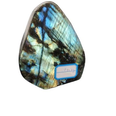 China Showy Natural Labradorite From Europe Polished Cut Gemstone Stone Chunks For Decoration for sale