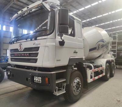 Chine F3000 camion de transport de béton 8x4 375 ch Shacman mélangeur EuroV blanc à vendre