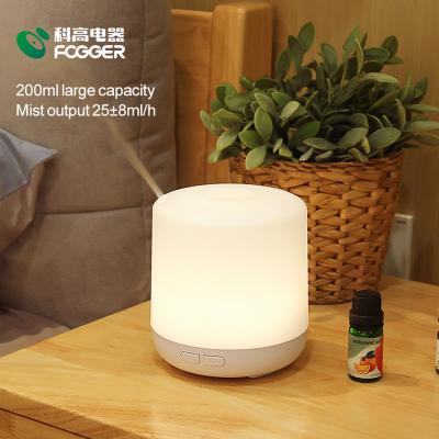 China Household Fogger 200ml Essential Oil Diffuser Air Humidifier Aromatherapy Wood Grain Aroma Diffuser for sale