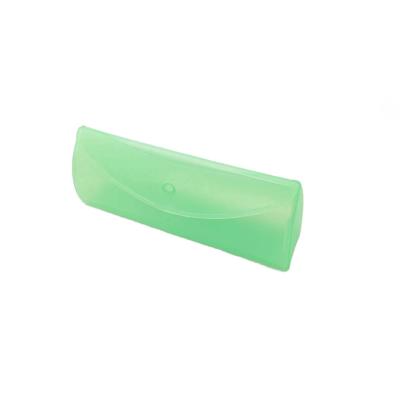 China Customizable Green Plastic Eyeglass Case Scratch Resistant Irregular for sale