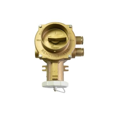 China Industrial factory wholesale marine brass 32A socket with interlock switch for industrial and marine for sale