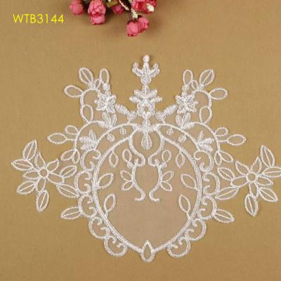 China Viable Bridal Popular Cheap White Embroidery Lace Applique For Wedding Party Dress for sale