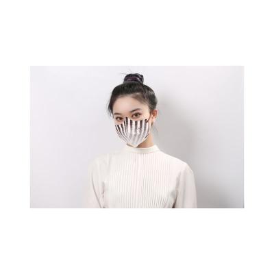 China Disposable CE PPE High Quality Folding Nonwoven FFP2 Particle Filtering KN95 Folding Half Face Mask for sale