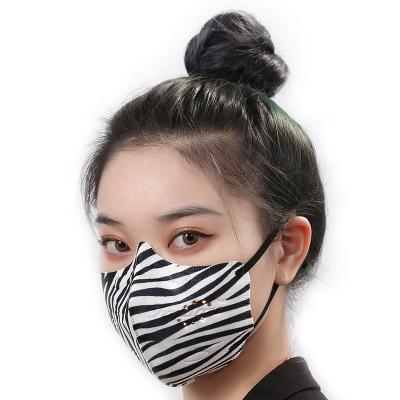 China Disposable Disposable Protective Respirator Customized Logo And Zebra New Pattern KN95 FFP2 Face Mask Face Mask Fashion Design Non Washable for sale