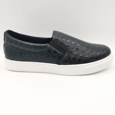 China Hot Type New Anti-slippery New Unique Design Bargain Price Women's Casual Leather Shoes for sale