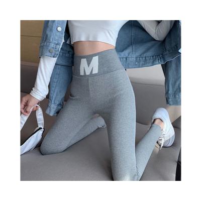 China Anti-pilling high waist bare feeling sports fitness hip-lifting leggings 2022 new style yoga pants women no line shark embarrassment pants for sale