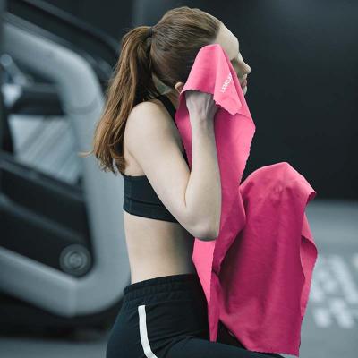 China Compressed Sport Microfiber Cool Towel For Gym for sale