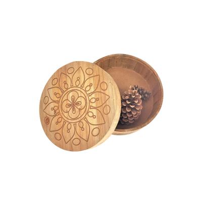 China Hot Sale Cheap Custom Handmade Europe Style Special Small Size Handmade Wooden Carving Box for sale