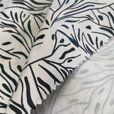 China Digital Printed Winter Coat Fabric 75D 75D 120gsm 100 Polyester Waterproof 1.5M for sale