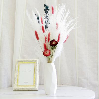 China Natural flower& Preserved&Dried Flowers Pampas Grass Grass Customized Bouquets For Wedding Home Stage Decorations for sale