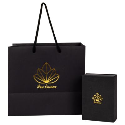 China China Manufacture Recyclable Black Kraft Paper Bags Shopping With Gold Foil Logo for sale