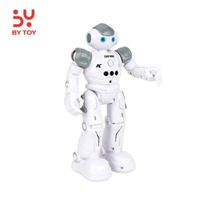 China Battery Operated Battle Dance Toy Smart Robots Christmas Gift Toy Birthday Gift Gesture Remote Control RC for Kids Boys for sale