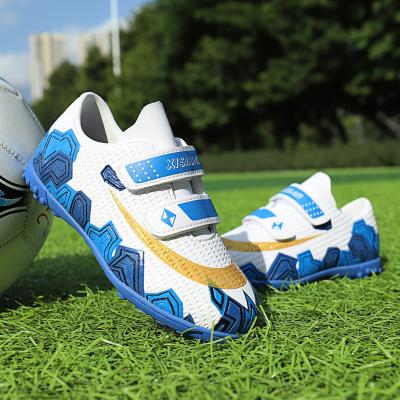 China High Quality Active Sports Spikes Long Spike Football Shoes Soccer Shoes Non-slip Ultralight Breathable For Kids for sale