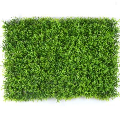 China Factory Durable Plastic Green Wall Faux Grass Wall Indoor Artificial Grass Wall For Store Brand Restaurant Decoration for sale