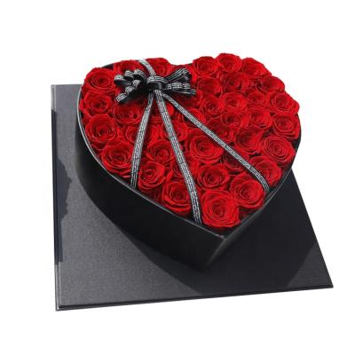 China Luxury Rose Flowers Box Stabilized Flower Natural Valentines Gift Heart Shape Plants Preserved Roses In Box for sale