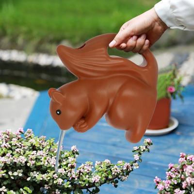 China Aquatic Plants Esschert Design HDPE Squirrel Watering Box Animal Patent No.CN2021300371229 for sale