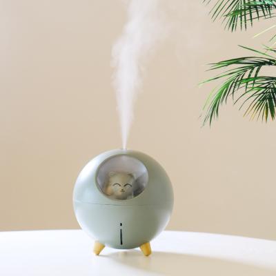 China Car Cartoon Pet Air Humidifier 220ml Planet Ultrasonic Mist Air Essential Cat Oil Diffuser Color LED Lamp USB Aroma Humidifier for sale