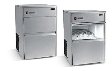 China Commercial Ice Maker 25-100KG for sale