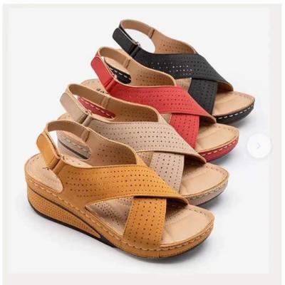 China 2022 New Design Summer Ladies Sweat-absorbent Shoes Wedge Sandals Vintage Treble Cutout Shoes Suede Platform Shoes KBX0221 for sale