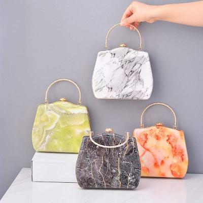 China 2022 high quality fashion women cross small - wholesale cheap price YX1019 pattern shoulder body bag handbags light chain purse for sale