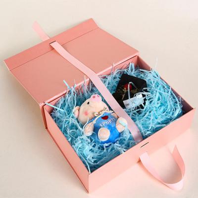 China Large Recycled Materials Cardboard Hamper Custom Foldable Magnetic Black Pink Paper Gift Box With Ribbon for sale