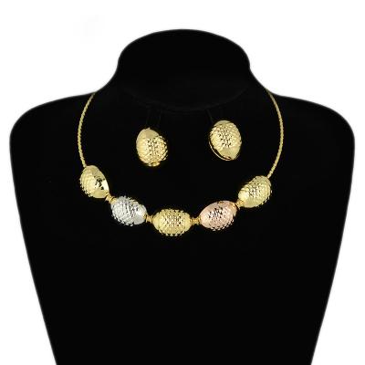 China BPOYB FASHIONABLE Italian Olive Earrings Choker Elegant Neckless AU750 Tones Haute Couture 3 Tones Gold Plated Jewelry Sets for sale