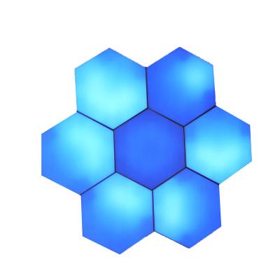 China Modern 6pcs Hexagon Wall Lights Music Sync LED Control Hexagon Lights RGB Hexagon LED Mobile App Controlled Lights for sale