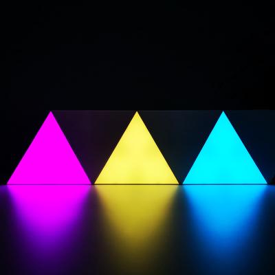 China Modern Smart Modular Led Panel Light Triangle Smart Panel Led Light App Control Smart Triangle Game Light for sale