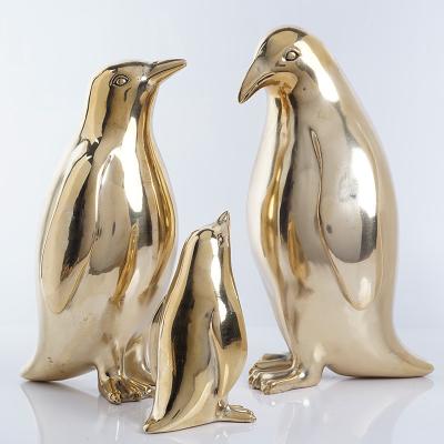 China Europe New Arrival Pure Copper Crafts Penguin Bronze Products Sculpture Brass Material For Home Decor for sale