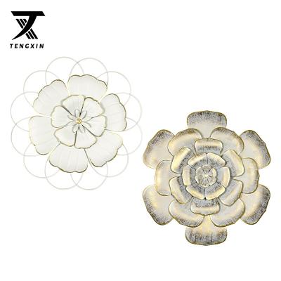 China Luxury Art Deco White Flower Light Wrought Iron Printing Sculpture Wall Art Metal Hanging Wall Hanging for sale