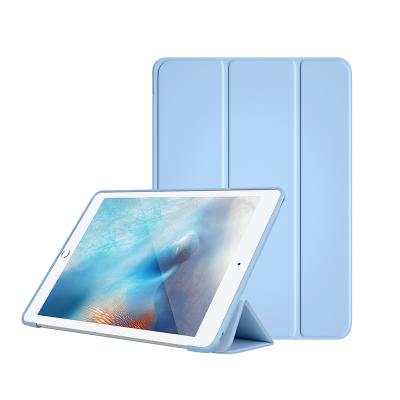 China Lightweight And Drop Resistant For Ipad 9.7 2017/2018 Case With Pencil Holder Lightweight Soft Back Cover for sale