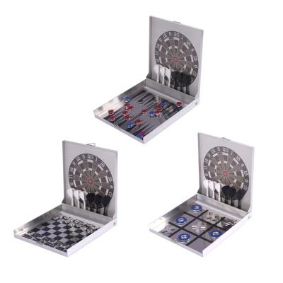 China Travling mini ANG entertainment kids dart toy 2 in 1 magnetic moving aluminum darts and tic tac chess/toe/backgammon for sale