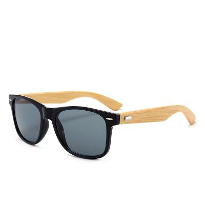 China Classic Sunglasses Wholesale Men's Plastic Bamboo Wooden Sunglasses Leg Arm Frame PC Eco-Friendly Sun Glasses for sale