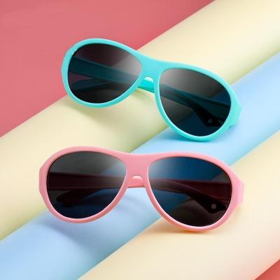 China Fashion Sunglasses Wholesale Custom Logo 2021 Kids Sun Glass UV Protection Flexible Kids Polarized Sunglasses For Boys for sale