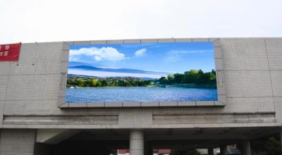 Κίνα P10 υπαίθριες οδηγημένες επιτροπές σημαδιών που διαφημίζουν το πλήρες χρώμα 10000dots/μ ² 60Hz προς πώληση