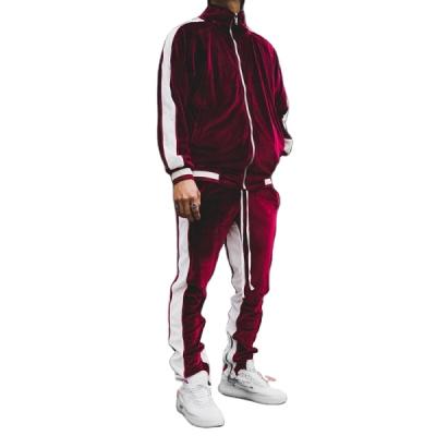 China Anti-wrinkle OEM hot sale velor polyester velor jogging tracksuit men for sale