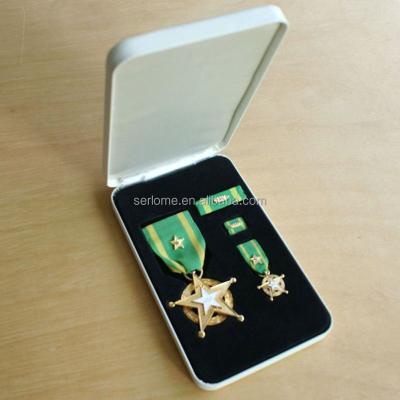 China Custom Embossed Custom Military Metal Cup and Medal Medal Ribbons for sale