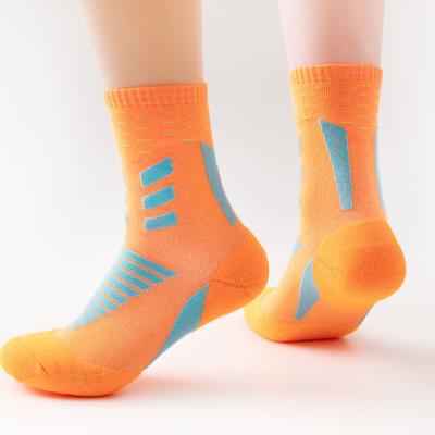 China QUICK DRY Custom Design Logo Nylon Gym Workout Crew Tube Socks Mens Sports Jordan Warm Recycling Socks for sale