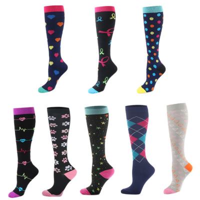 China 2021 Sports Customized Wholesale Men And Women 20-30mmHg Breathable High Running Knee Care Marathon Sports Compression Socks for sale