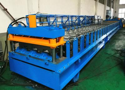 China Electrically Driven Steel Deck Roll Forming Machine With Siemens PLC Control System for sale