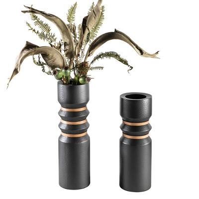 China Modern Vase Customization 304 Stainless Steel Vase Hotel High-end Villa Metal Vase Light Luxury Black Desktop Ornaments for sale