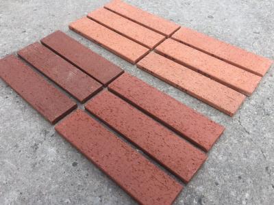 China Home Exterior Split Face Brick With Clay Raw Material Wire Cut Brick Surface for sale