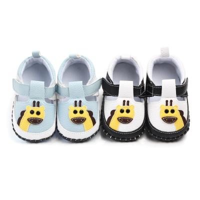 China Cute Anti-Smell Giraffe Kids Shoes For Boy High Quality PU Leather Soft Sole Baby Sports Shoes for sale