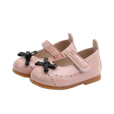 China Quick-drying spring children girl shoes baby leather shoes in stock 0-2 years old children girl shoes for sale