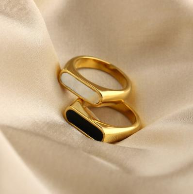 China CLASSIC factory direct sale 18k Yellow Gold Shell Ring Fashion Ring Stainless Steel for sale