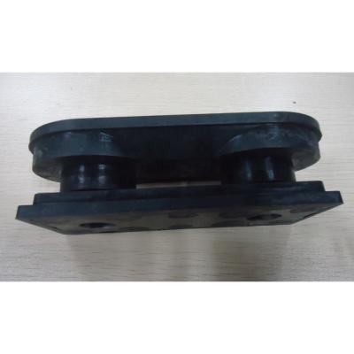 China Rubber Metal BCD267041 Sterling Truck And Freightliner Truck Front Motor Mount for sale