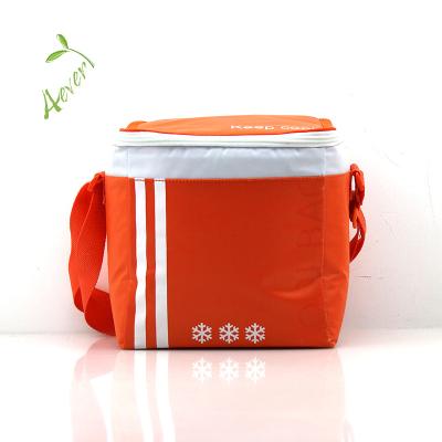 China Waterproof Factory Customized Supermarket Use Thermal Insulated Carry Cooler Bag For Ice Cream , Breast Milk for sale