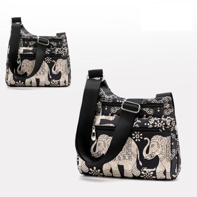 China High quality new style printed shoulder bag women's bag fashion large capacity ethnic style nylon bag for sale